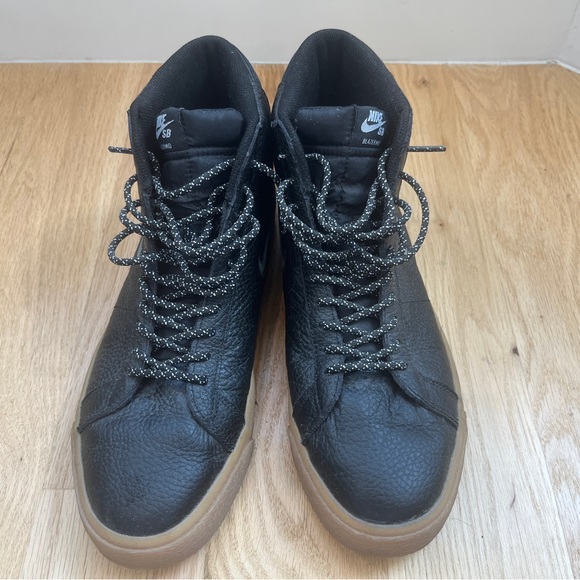 Nike Zoom SB Blazer Mid Sneakers in Black Leather - Picture 5 of 6